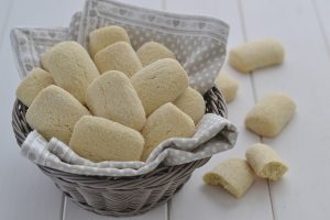 biscotti da latte senza burro da inzuppare