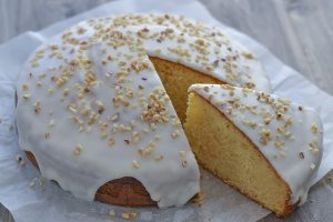 torta miele e mandorle con glassa all'arancia