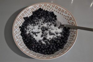 mirtille per la crostata morbida con crema e mirtilli