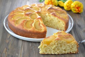 torta di ricotta e susine gialle