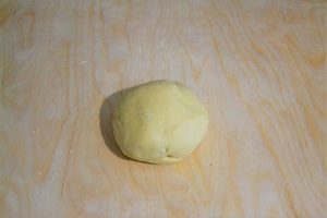 panettodi pasta frolla per le raviole bolognesi