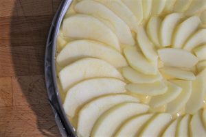 preparazione torta di mele