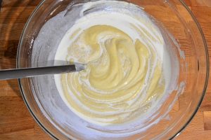 preparazione torta di pere soffice