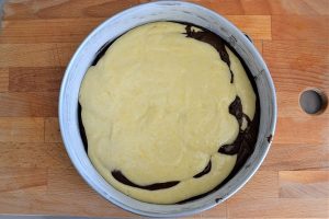 ricetta della torta variegata all'arancia e cioccolato