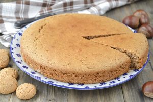 torta di castagne e amaretti