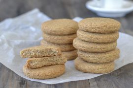 biscotti con farina integrale di farro croccanti