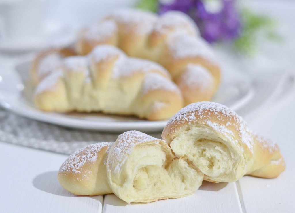 cornetti di pan brioche alla panna