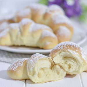 cornetti di pan brioche alla panna