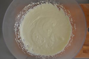 preparazione del plumcake all'arancia