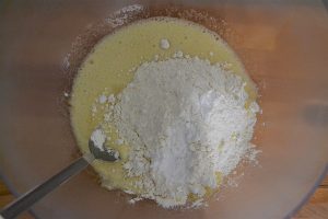 preparazione della torta al mandarino