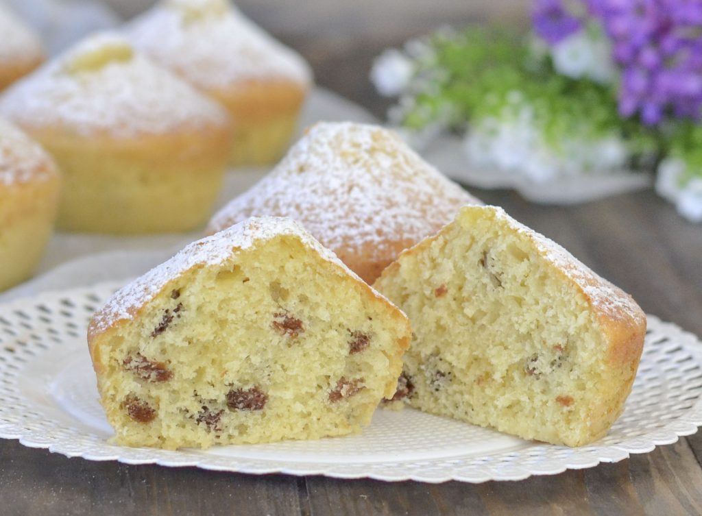 muffin con uvetta con zucchero