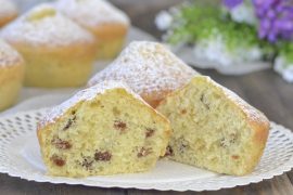 muffin con uvetta con zucchero