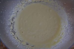 impasto per la base per la crostata morbida alle fragole