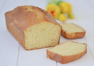 plumcake allo yogurt greco sfornato