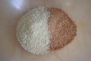 farina di mandorle e amaretti per torta con amaretti