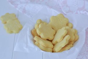 biscotti con farina di mais friabili