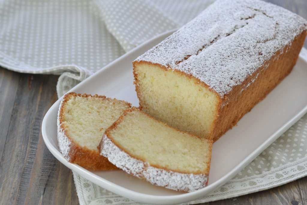 plumcake con farina di riso con yogurt