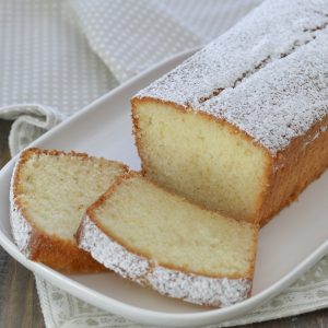 plumcake con farina di riso con yogurt