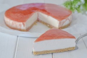 fetta di cheesecake all'anguria