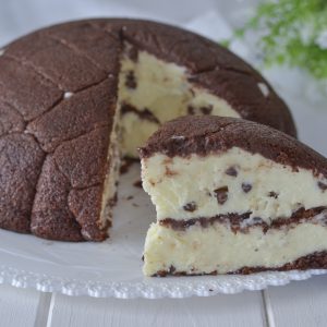 fetta di zuccotto con gocce di cioccolato