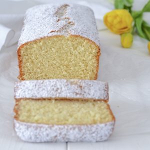 plumcake alle mandorle a fette