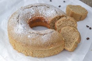 ciambella al caffè servita