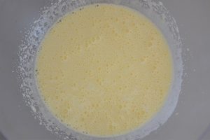 preparazione della ciambella al caffè