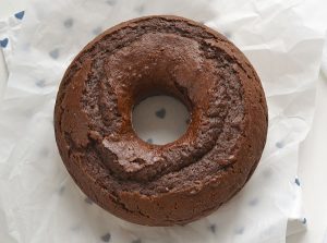 ciambella al cacao sfornata