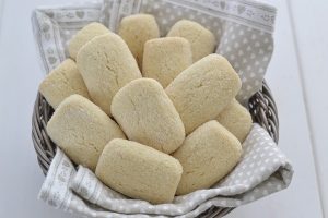 biscotti da latte senza burro sfornati