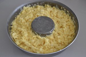 ciambella ripiena di ricotta e mascarpone da infornare