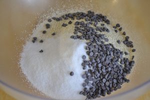 ingredienti per biscotti agli amaretti