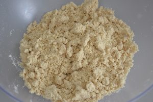 impasto per sbriciolata alla ricotta con farina di castagne