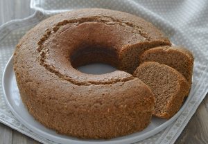 ciambella con farina integrale al farro morbida