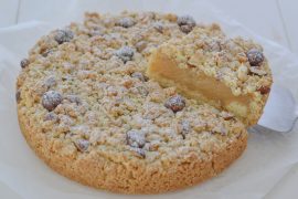 SBRICIOLATA CON CREMA ALL’UVA