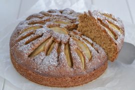 TORTA DI PERE CON FARINA INTEGRALE