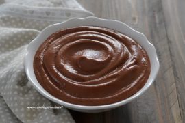 crema al cioccolato senza uova e senza latte e senza zucchero