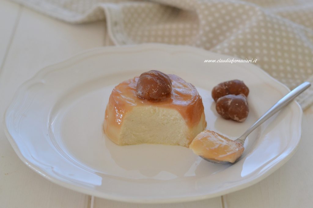 tortine cremose di ricotta e marroni con marron glacés servite