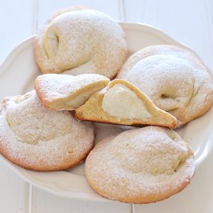 genovesi con la ricotta servite