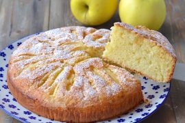 TORTA DI MELE ALLO YOGURT SOFFICE