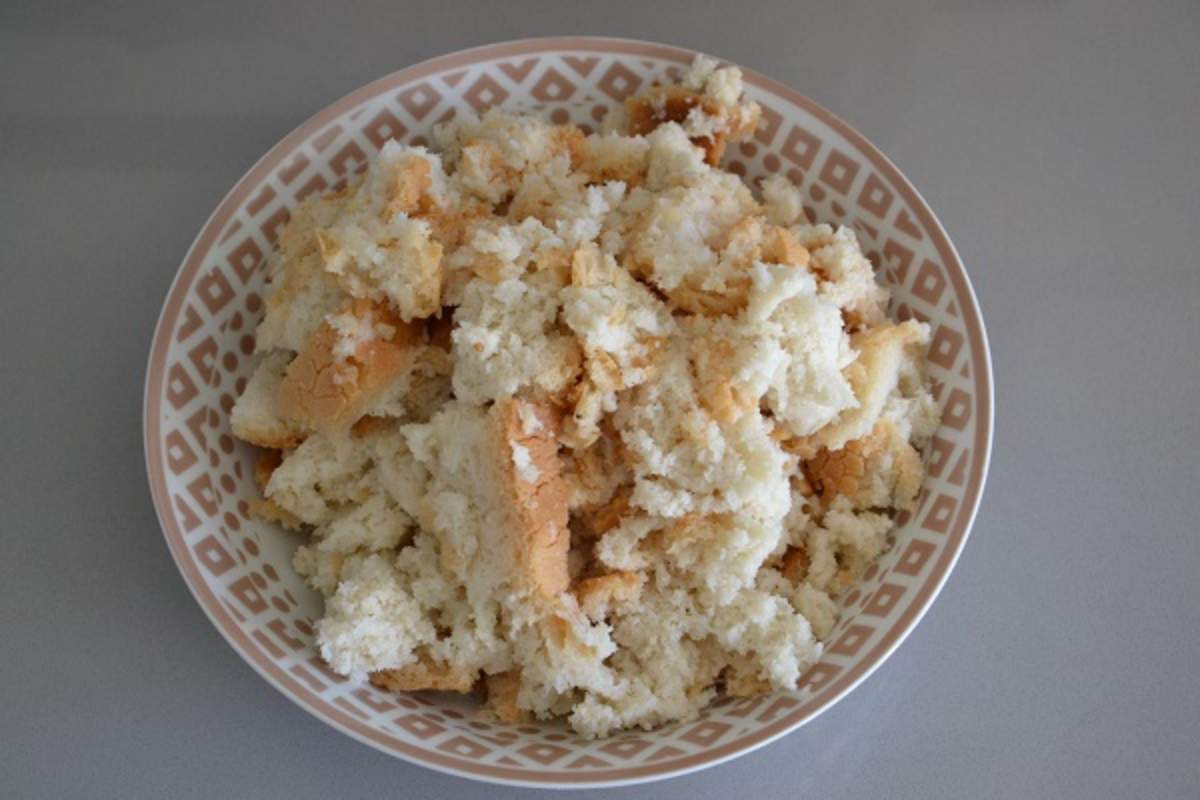 pane strizzato per pappa al pomodoro