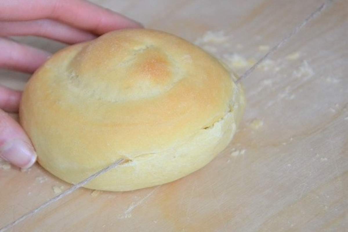 taglio delle friselle