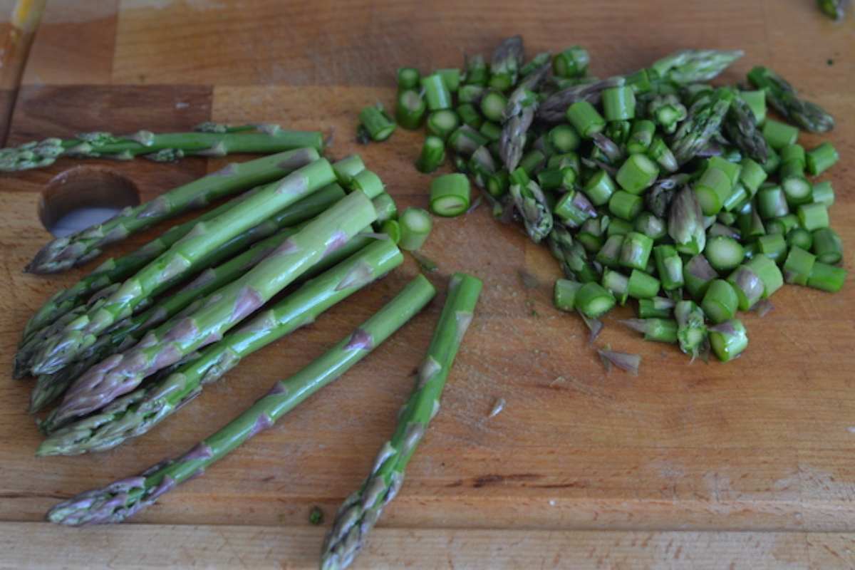 asparagi per risotto agli asparagi