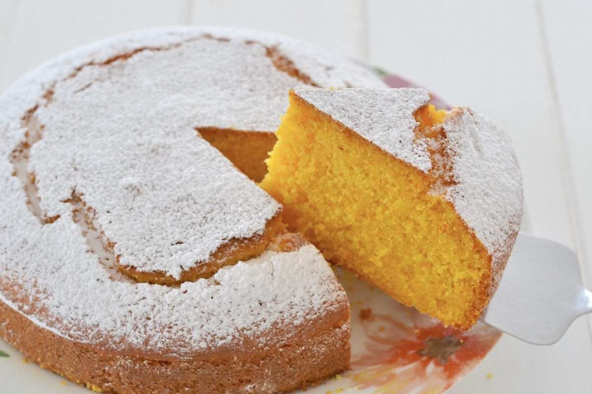 TORTA DI CAROTE CON FARINA DI RISO